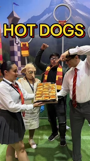 🌭✨ Hoy en la cocina de Hogwarts (versión económica) hicimos hot dogs para 16 muggles por menos de $120 pesos 😱🔥 | Roger Braham
