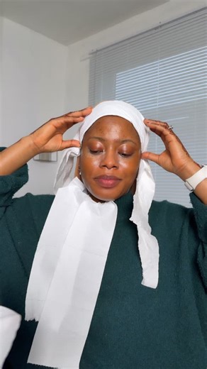 Makeup Artist in Manchester, Birmingham, London | Itunu Ogunniyi on Instagram: "Airbrush application and finish . Glam Fatimah up with me. . Mua @beautybytumi . #makeupartistinmanchester #makeupartistinliverpool #makeupartistinsheffield #makeupartistinnottingham #muainsalford."