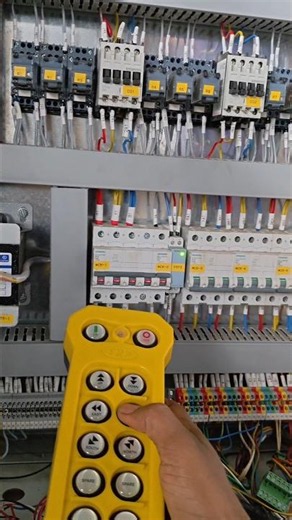 Electrical control panel live testing with radio remote control #industrialelectrician #shorts#lover