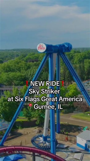 Thrilling Sky Striker Pendulum Ride at Six Flags Great America