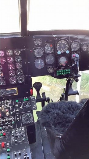 Going inside the COCKPIT of a CHINOOK helicopter, Eastbourne Airborne Airshow, free family day out