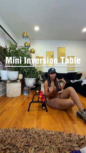 13K views · 243 reactions | Back pain? This mini inversion table is definelety amazing. I’m 5’7 | 175lbs Where to get the link? |Check Amazon Deals with Bee | Check my bio — Amazon storefront | Peep my story. #AmazonFinds #AtHomeWorkout #FitnessJourney #ad #fitness #WorkoutFromHome #BlackFridayDeals | Bianca Samone | Facebook