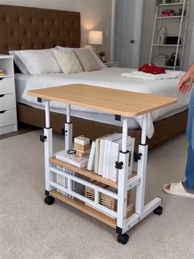 Mesa de cabecera móvil Mesa de juego Mesa de oficina con Escritorio de trabajo de estante de libros Mesita de noche móvil para dormitorio y hogar, mesa pequeña y sencilla, escritorio de estudiante, escritorio de ordenador Perezoso Mesa Auxiliar de Altur#tiktokshop #tiktok #fyp #foryou