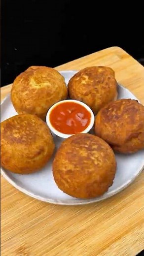 Crispy Potato Toast Bread Cheese Balls #youtubeshorts #short #asmr #food #potato