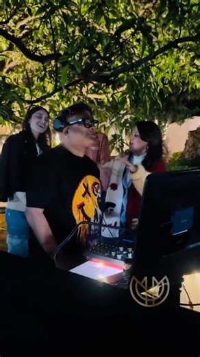 Manav Manglani on Instagram: "Specially called to play Retro & Classic hits for one of the world’s most handsome men — a Bollywood legend, a true humanitarian, and a man known for lifelong friendships. DJ Clem spins for Salman Khan 🎧🔥 @djclementdsouza #SalmanKhan #Bhaijaan #BollywoodLegend #RetroClassics #DJClement MumbaiNights StarPower BirthdayVibes"