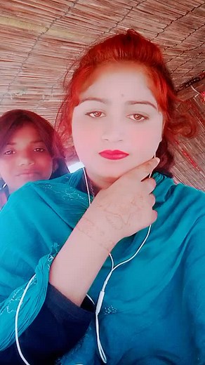 Cultural Significance of Henna in Traditional Settings