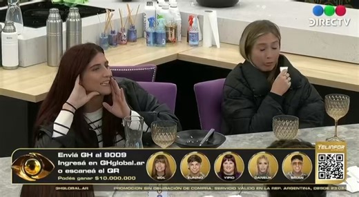 BRIAN CONTRA MANU MANU: el complejo de protagonismo es contagiosoBRIAN: a vos te contagió tu exMANU: por qué mi ex? BRIAN: como ella fue protagonista, vos quisiste entrar acá para estar a su nivel