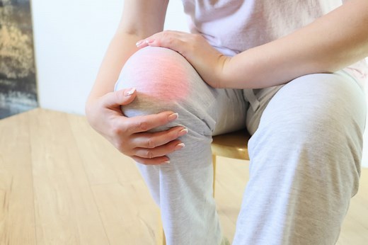 Entorse du genou : signes, durée, comment la soigner ?