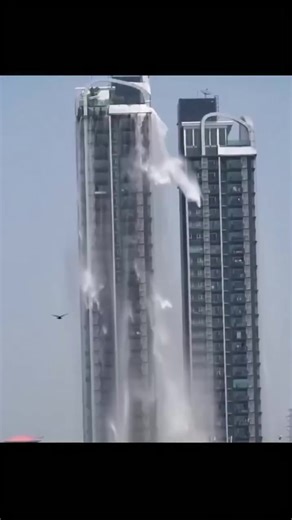 Why Skyscrapers Stay Standing During Earthquakes