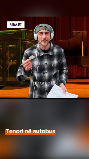 Piranjat News on Instagram: "Një tenor, i detyruar të përdorë transportin publik, bën provat e shfaqjes në mes të autobusit. Qytetarët, përveç udhëtimit, do të përfitojnë edhe një shfaqje operistike falas. Ai refuzon të paguajë edhe biletën, me justifikimin se është artist. A do ta vlerësojnë udhëtarët e rastit artin e tij? Apo do të bezdisen nga “ulërimat” e tij? Gjithsesi, artin nuk e ndalon dot askush!/Piranjat.news"