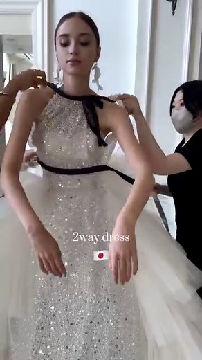 世界の2wayドレス🌎どれが好き？？ @katerinabocci 様 @christiwedding 様 @kiyoko_hata 様 @le_blanc_wedding_official 様 @rimanfashion 様 #一度きりの人生一度は魔法にかけられて #プラコレ #dressy花嫁 #ウェディングドレス #wedding #dîlan #결혼식 #ドレス迷子 #ドレス選び #ドレス試着 #韓国ドレス #プリンセスドレス #パフスリーブドレス #リボンドレス #グリッタードレス #2waydress #2wayドレス | DRESSY（ドレシー）by プラコレ 憧れのウェディングドレスを花嫁さまに