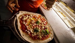 Naples celebrates UNESCO recognition of art of pizza making