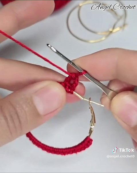 Learn How to Crochet Earrings with the Best Patterns on TikTok