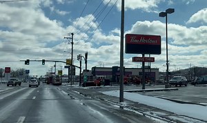 BREAKING: ST. ALBANS (WV) TACO BELL SURROUNDED BY FIRE TRUCKS…. | PigPig Of St. Albans