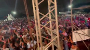 7K views · 640 reactions | hier au concert de l' Ambassadrice maajabu Gospel Deborah Lukalu à Abidjan. Peuple de Dieu d’Abidjan vous êtes magnifique. Que Dieu vous bénisse ! #music #maajabugospel #concert #abidjan #dlministries #deborahlukalu #kinshasa #maajaburafiki #artists #talent | Mbote | Facebook