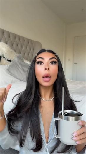 Lip Sync Challenge with Vanessa Simply