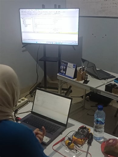 Pelatihan instalasi, Pemrogramman PLC dan HMI. Teman-teman dari PT. Anugrah Karya Teknik. Spesialis mesin press. 4 hari Training dengan Materi: 1. Wiring Input dan Output Digital, koneksi beban dengan kontak relay. 2. Pemrogramman dasar PLC untuk penggunaan kontak, koil, timer dan counter. 3. Pengolahan Data, moving data, increment decrement, comparizon dan alokasi register dan memory 4. Pemrogramman HMI, penggunaan button, lamp, numeral display/input, screen organizer, Pop Up Alarm dll. 5. Kone