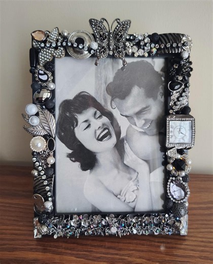 Black and Silver Picture Frame Made With Repurposed Jewelry- 5 X 7 - Etsy