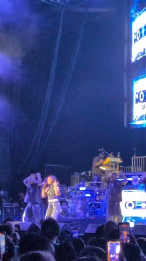 TLC "What About Your Friends" Tboz sick. Chilli Solo. ‎⁨@officialTLC⁩