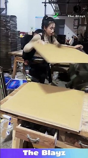 Perfect Size Paper– Box Cutting in Factory! High-Speed Machine Production Process!