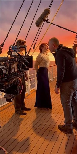 “Jack & Rose Romantic Kiss 😘❤️ Titanic Behind the Scenes” #titanic #filmset #movielocation #movieset