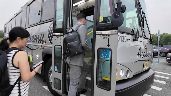 Commuters turn to Academy Express bus service as prices rise, hybrid work ends