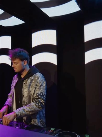 Mike Williams on Reels