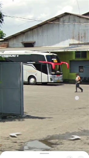 garasi bus eka group