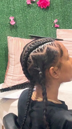 4 stitch braids into two curly space buns 🔥🔥😍😍 #braidssbyroro #stitchbraids #curlybuns