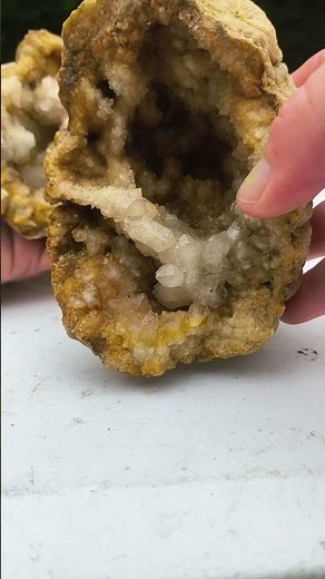 Cracking Open a Kentucky Geode With a Screwdriver — See What's Inside!