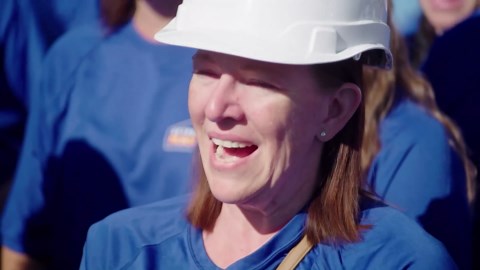 What you don't see on TV during Extreme Makeover: Home Edition