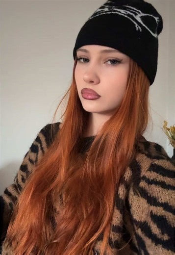 Filmy użytkownika YASEiATELIER (@yasei.atelier) z muzyką bez znaczenia - Eryk Moczko