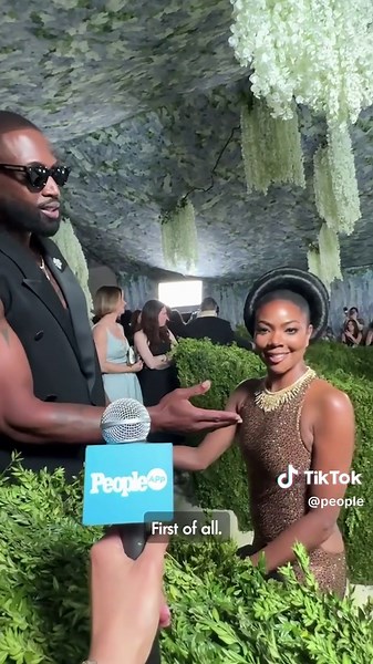 It’s date night for #DwyaneWade & #GabrielleUnion at the #MetGala and we can’t get enough of how supportive they are of each other. 🫶✨