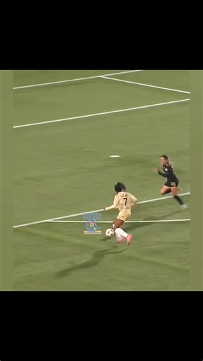 🇬🇭 THE TRACKER 🇬🇭 Rhea Moore came off the bench in the 65th minute fo Dallas Trinity, sealing all three points with a late strike in the 90 3 minute to secure a 2–0 away win over Spokane Zephyr in the GainbridgeSuperLeague. A brilliant impact performance from the 15-year-old Ghanaian-eligible forward! #PlayersAbroad 🇬🇭 #womensfootballghananetwork #wfn_ghana | Women's Football Ghana Network