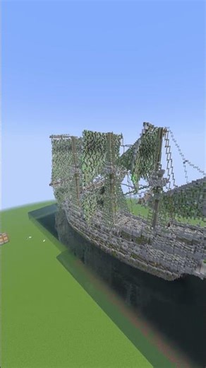 بناء سفينة قراصنة مهجورة 😨 | بناء ماين كرافت