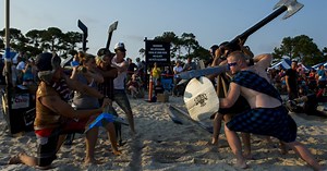 Alcohol and swords don't mix — 9 amazingly dumb stories of military life