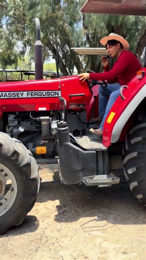 Why Does the Classic Massey Ferguson 285 Xtra Remain a King of the Field? #agriculture #tractor