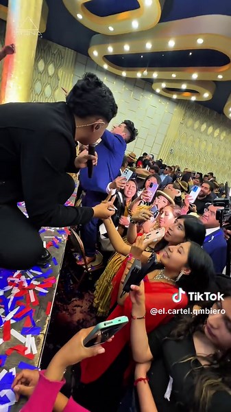 Ay Es Amor 💜 #elcartelqmbiero #LaCasaDeLadEstrellas #porquelacasanuncapierdepapá