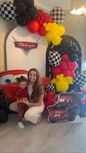 6K views · 383 reactions | One of the main benefits to having a balloon business and being a mum is being able to do your little ones balloons 殺❣️ Lighting McQueen birthday set up to celebrate turning two! | Bex’s Balloon Training | Facebook