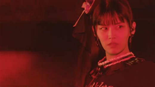 R组最后一次LOUDER，伴随Roselia的记忆滤镜就此封存！是结束，亦是开端，属于萝的那个时代结束了，属于R的新时代开始了！