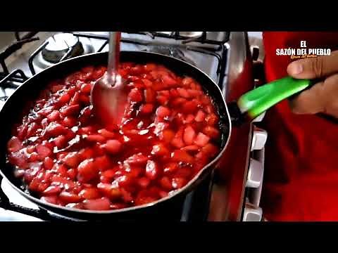 How to prepare gelatin with natural strawberries