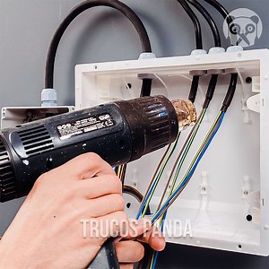 50K views · 343 reactions | Deja de enredarte con estos trucos para organizar cables sin esfuerzo 朗 | Trucos Panda | Facebook