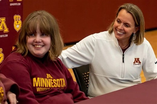 How a teen with cerebral palsy inspired the Gophers women’s basketball team