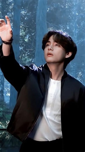 chand tukda h tumara🌕✨🥰#love #taehyung#sayari #romantic #bts #kpop #song