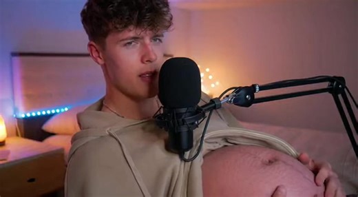 Mpreg ASMR, Goodnight🌙 #mpreg #asmr #mpregbelly #belly #fyp