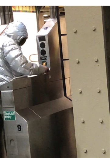 Farewell MetroCard: Transitioning After 2025