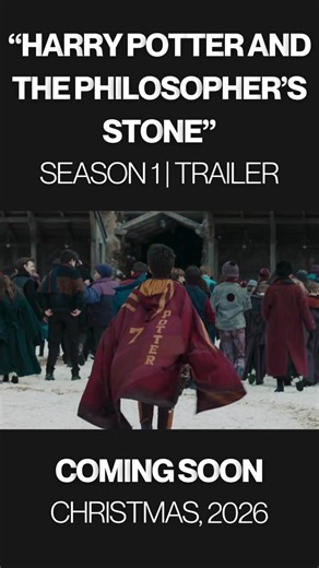 A new Harry. A new Hogwarts. And a premiere date nobody saw coming. HBO has dropped the first trailer for its highly anticipated Harry Potter series and revealed a major shift: the show will premiere Christmas 2026, a full year ahead of its previously announced timeline. There’s another detail fans didn’t expect. The first season is officially titled “Harry Potter and the Philosopher’s Stone,” signaling that each season will adapt the books one by one using the original UK titles. The new trio i