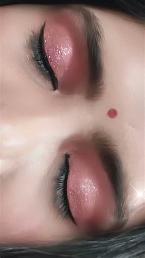 cuit dejain I shado and bridal makeup