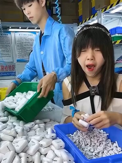 Video của ideas_fox (@ideas_fox) với bản nhạc Secrets in the Sand - LURI TRAN