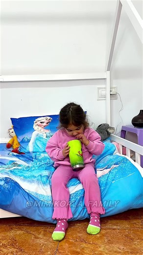 Hilarious Monkey Pool Antics